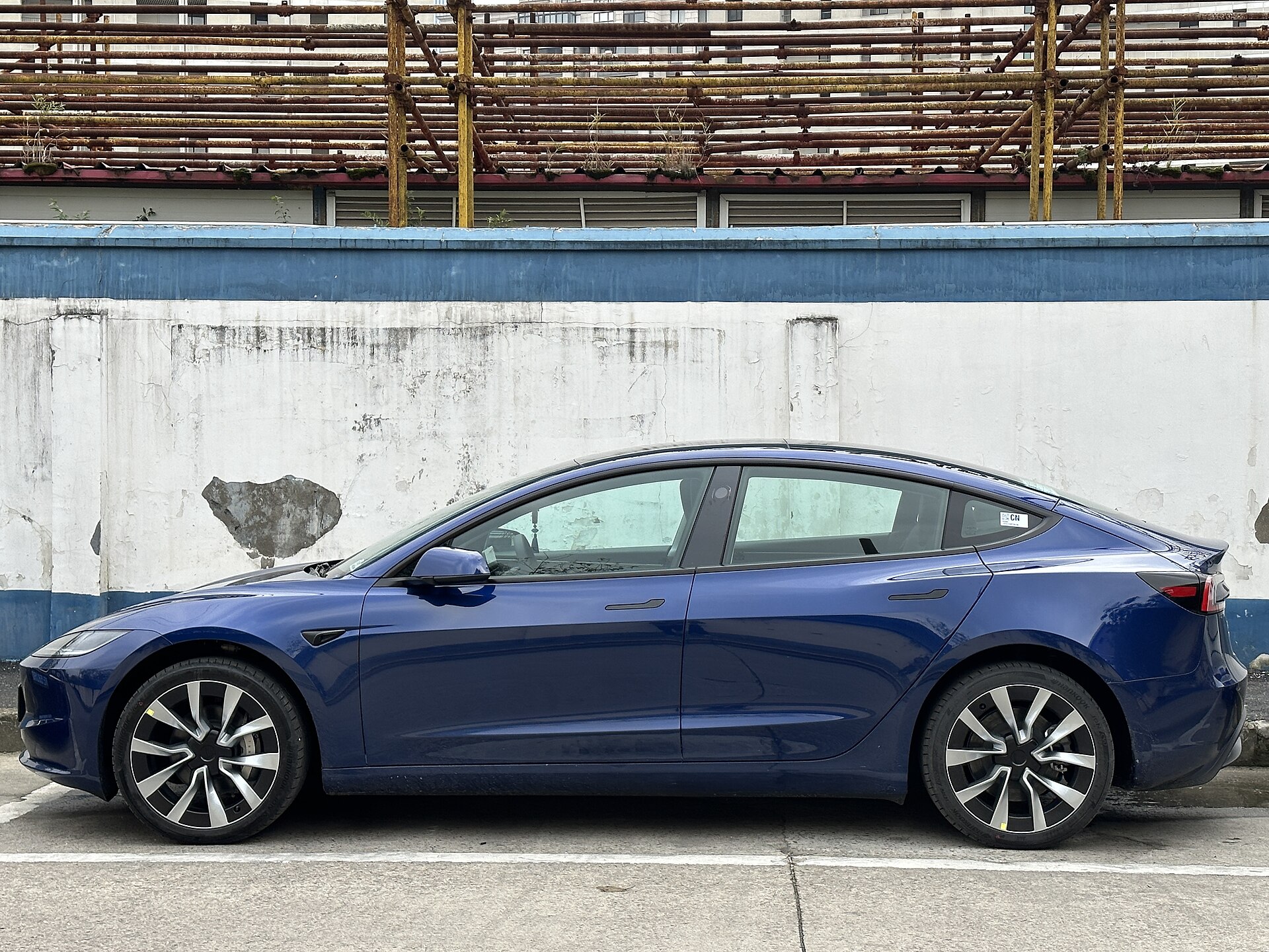 Tesla Model 3 - 1. fotograf